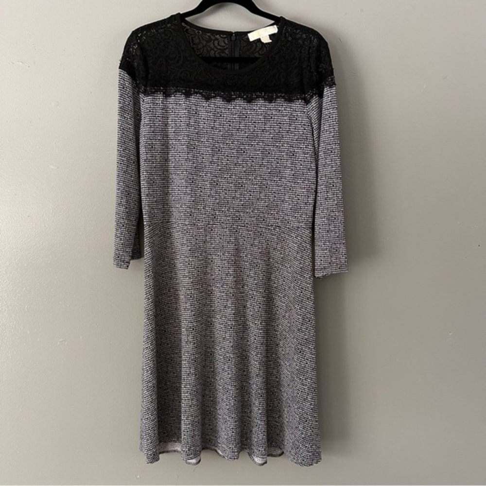 Michael Michael Kors 3/4 Sleeve‎ Lace Upper A-Line Dress | Black + White